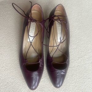 Perry Ellis novelty pump kitten heel.